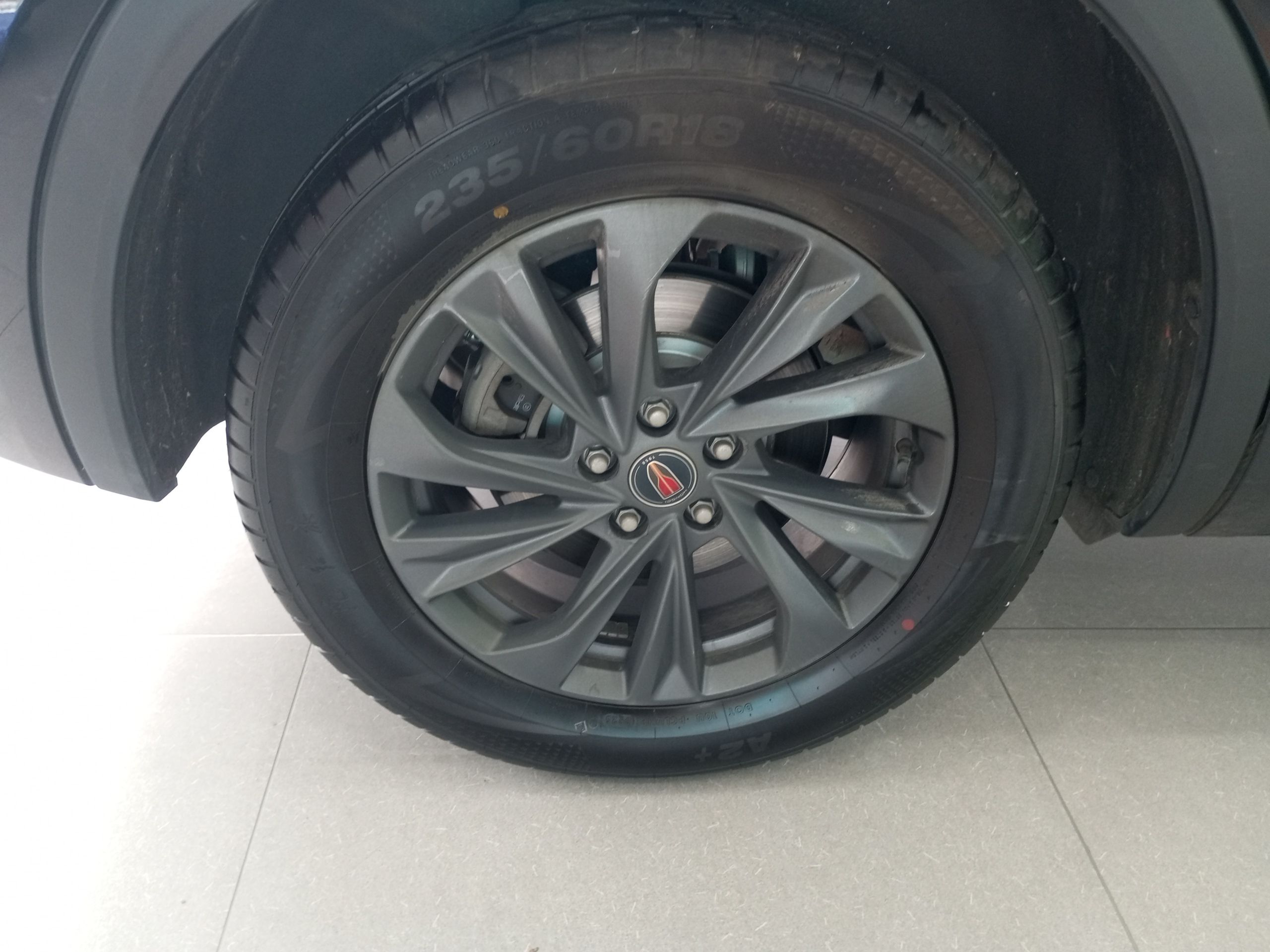 Hongqi HS5 2025 2.0T Two-Wheel Drive Flagship Pro Edition - Chinese Trim Xiang — снимка 11