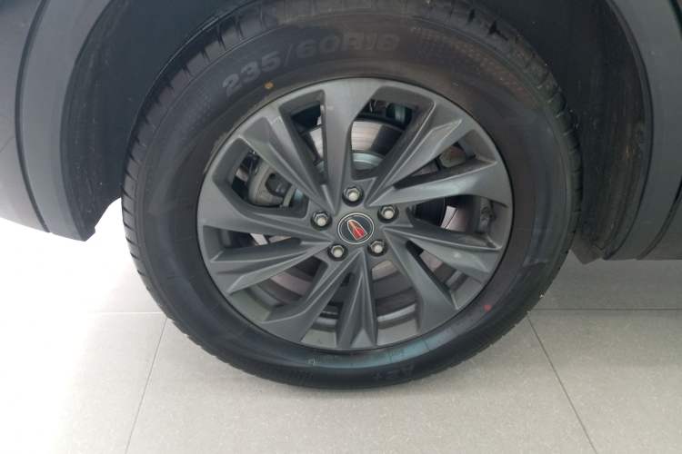 Used Hongqi HS5 2025 2.0T Two-Wheel Drive Flagship Pro Edition