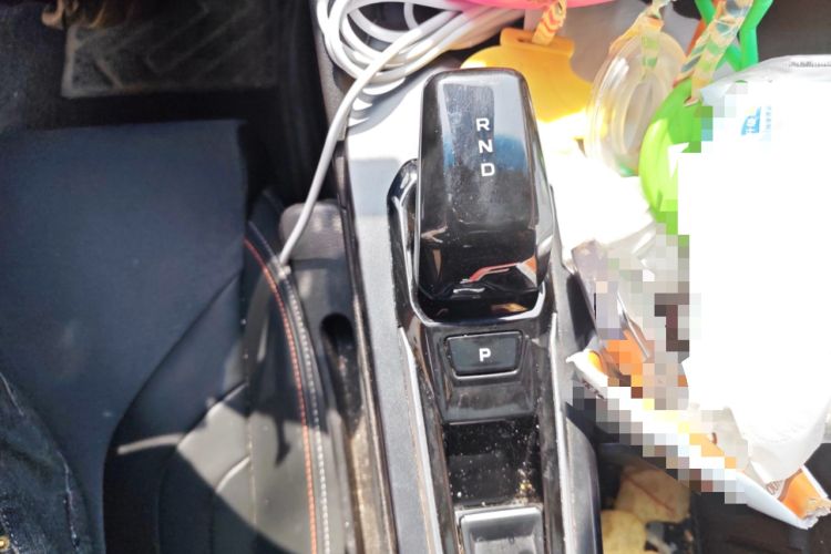 Used Geely Auto Binray 2022 Binrui COOL 1.5T DCT Thunder Edition Gear Lever