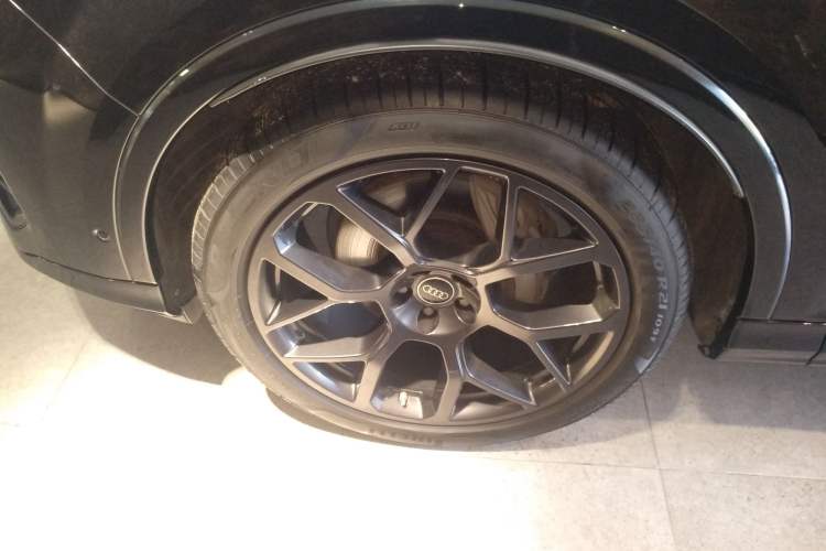 Used Audi Q7 2024 45 TFSI quattro S line Black Warrior Edition