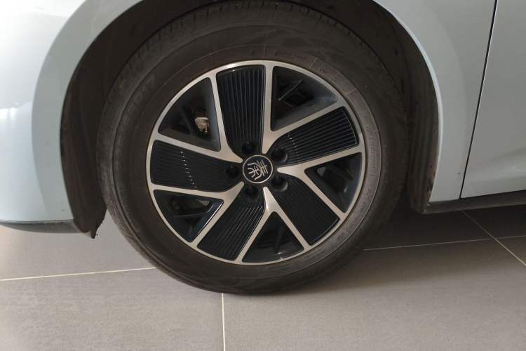 Used BYD Qin L 2024 DM-i 80KM Beyond Model