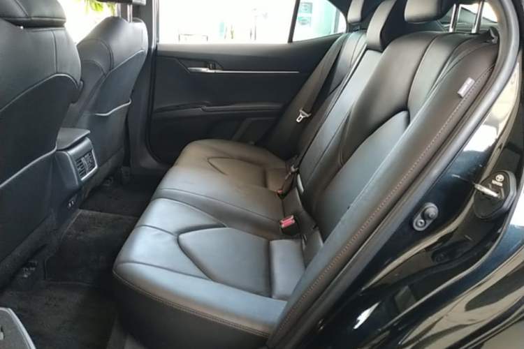 Used Toyota Camry 2021 2.0G Luxury Edition