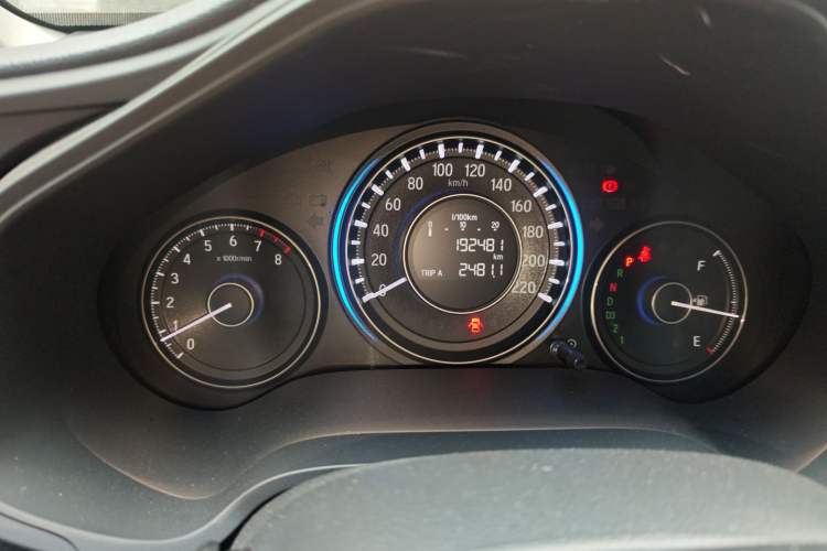 Used Honda Crider 2013 1.8L automatic luxury edition