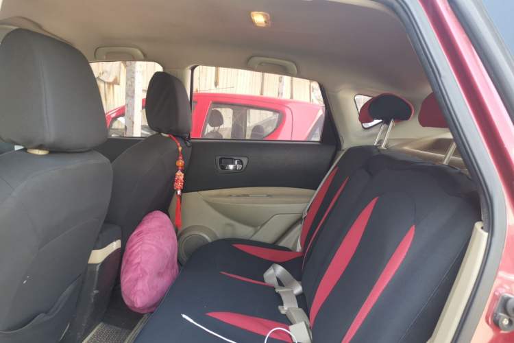 Used Nissan Qashqai 2011 2.0 XL Fire 6MT 2WD Left Rear Seat