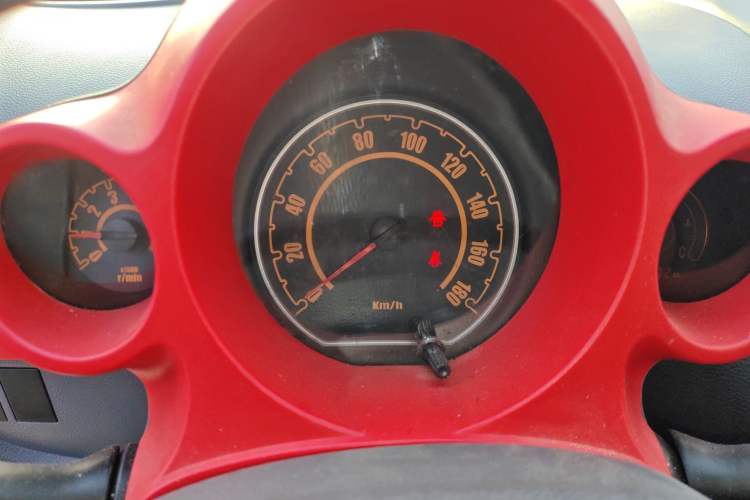 Used JAC Group Yueyue 2012 1.0L Comfort Version
