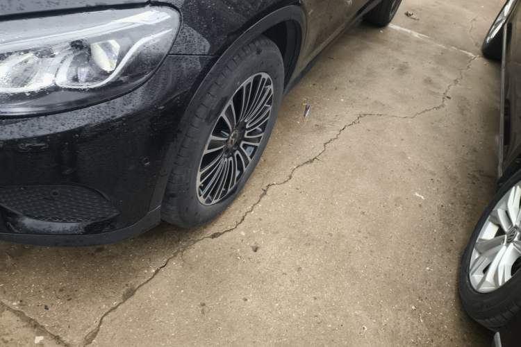 Used Mercedes-Benz GLC 2018 Facelift GLC 200 4MATIC
