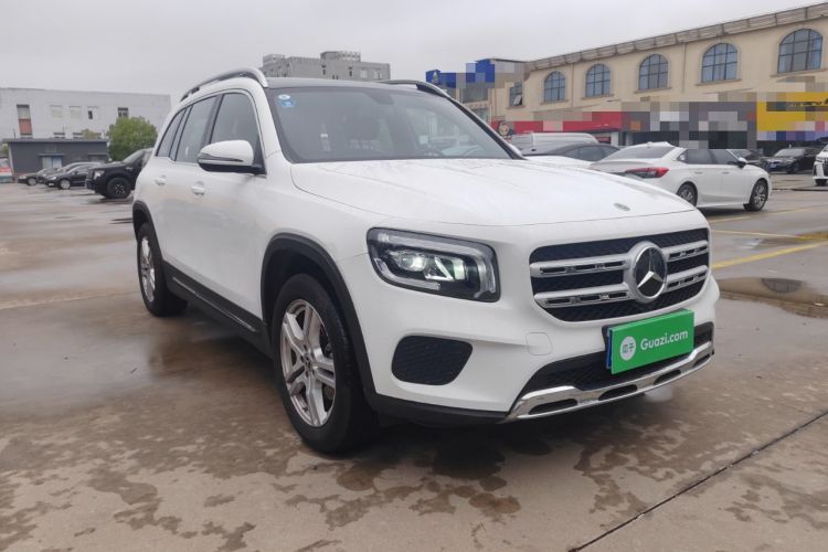 Used Mercedes-Benz GLB 2023 GLB 200 Dynamic Edition Front Right 45 Deg