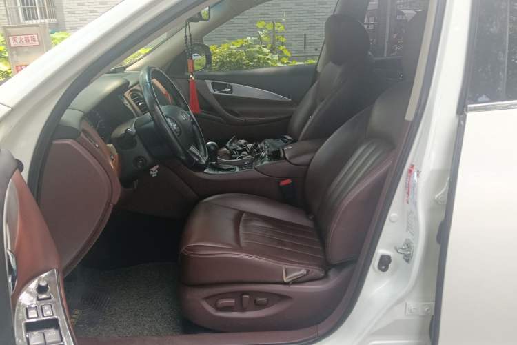 Used Infiniti QX50 2015 2.5L Enjoyment Edition
