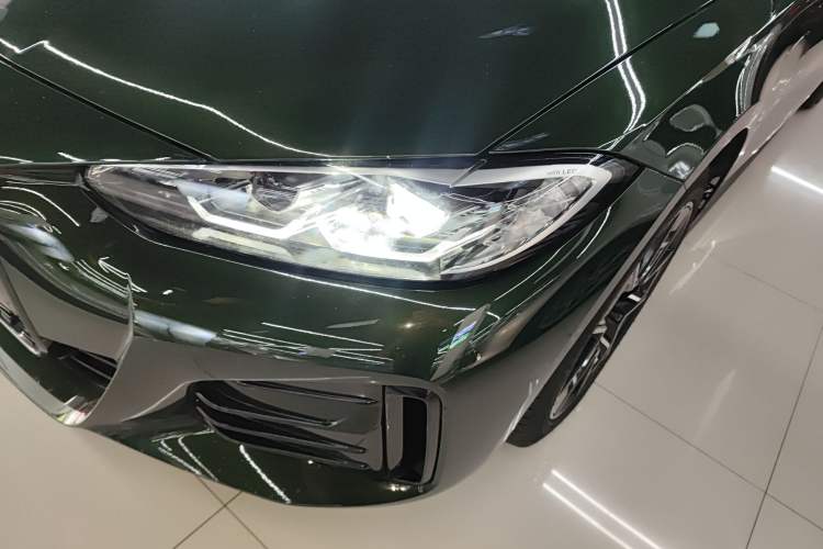 Used BMW i4 2023 eDrive40
