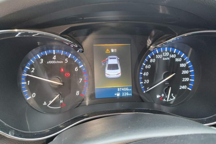 Used Venucia D60 2018 1.6L Manual Smart Connect Elite Edition
