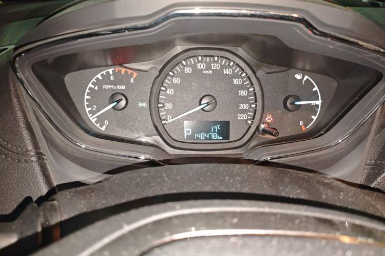 Used Ford Escort 2015 1.5L Automatic Fashion Model Instrument Cluster