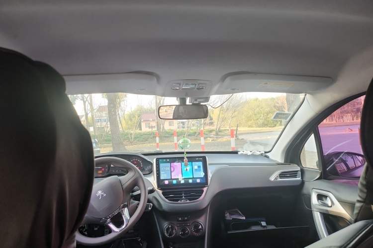 Used Peugeot 2008 2014 1.6L Manual Trend Edition