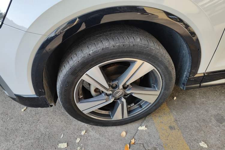 Used Audi Q2L 2021 35 TFSI Fashion Dynamic Model
