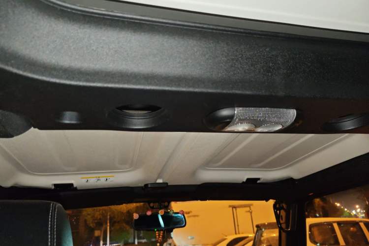 Used Jeep Wrangler 2017 3.0L Sahara Four-Door Comfort Edition Headliner