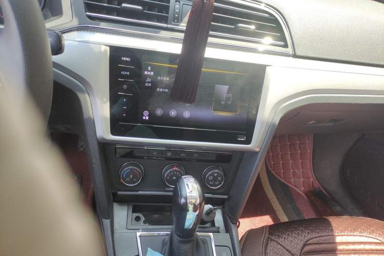 Used Volkswagen Lamando 2019 230TSI DSG Fashion Edition China V Standard