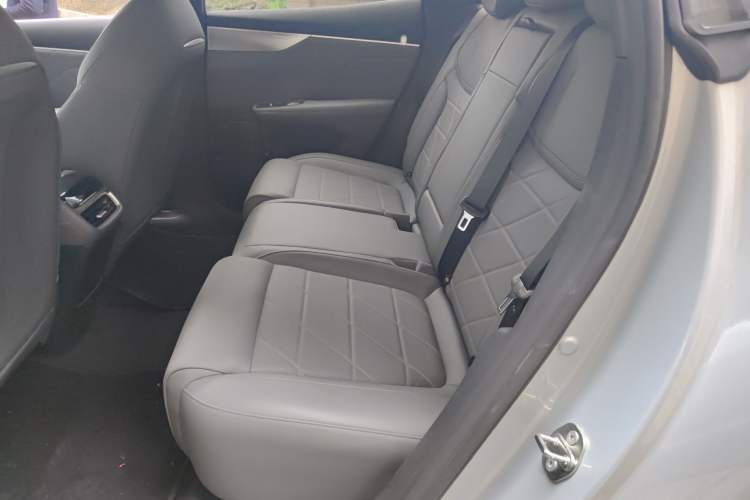 Used Deepal S05 2024 200Max Range-Extended Long-Range Version
