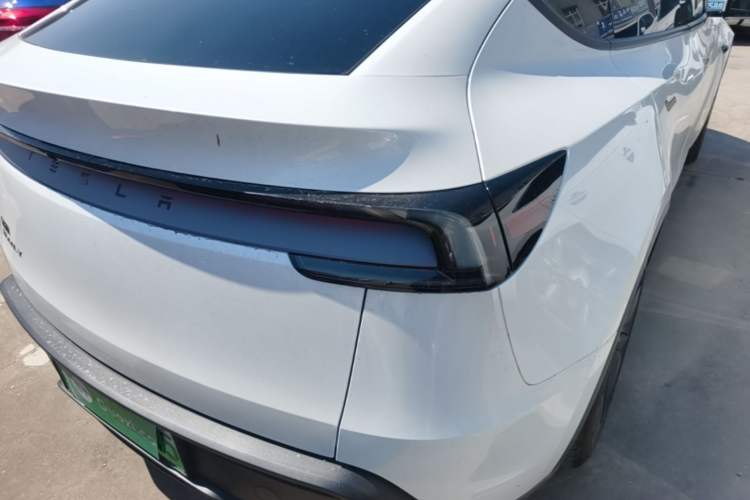 Used Tesla Model Y 2026 Rear-Drive Model