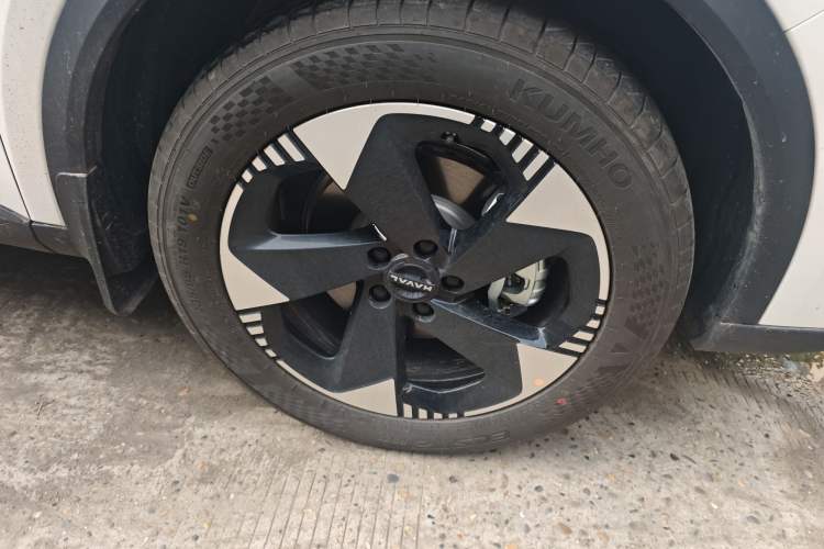 Used Haval H6L 2026 Model 2.0T Max Right Front Wheel Hub