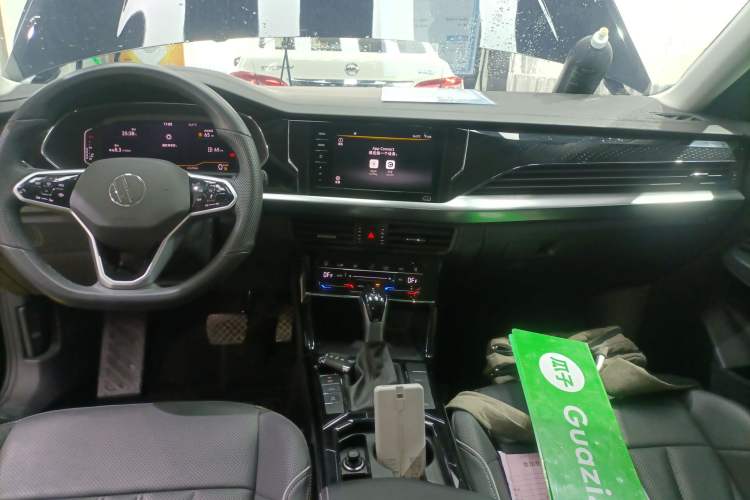 Used Volkswagen Passat 2024 380TSI Elite Edition Audio And AC Panel