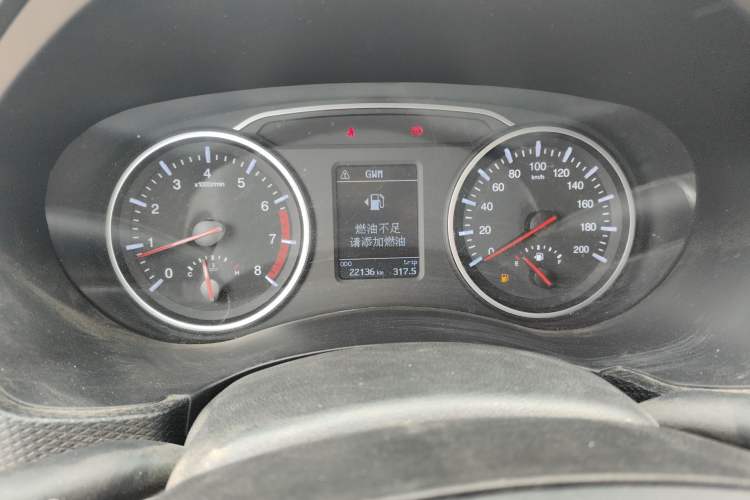 Used Great Wall Wingle 5 2023 2.4L Gasoline Two-Wheel-Drive Entry-Level Big Double Instrument Cluster