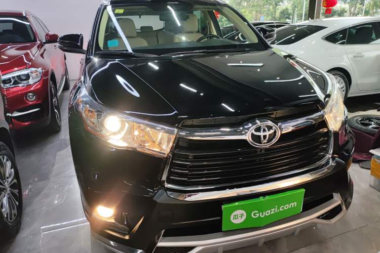 Used Toyota Highlander 2015 2.0T Four-Wheel Drive Luxury Edition 7-Seater Front