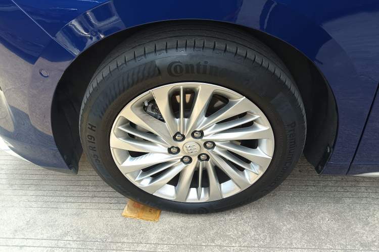 Used Buick Century 2023 2.0T Six-Seater Yinshi Edition