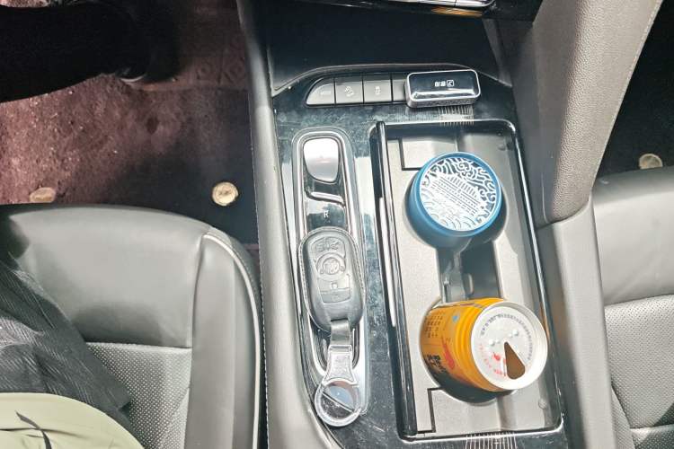 Used Buick Enclave 2022 652T 4x4 Prestige Flagship 6-Seater Gear Lever