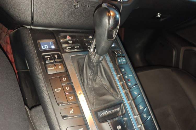 Used Porsche Macan 2014 Macan 2.0T
