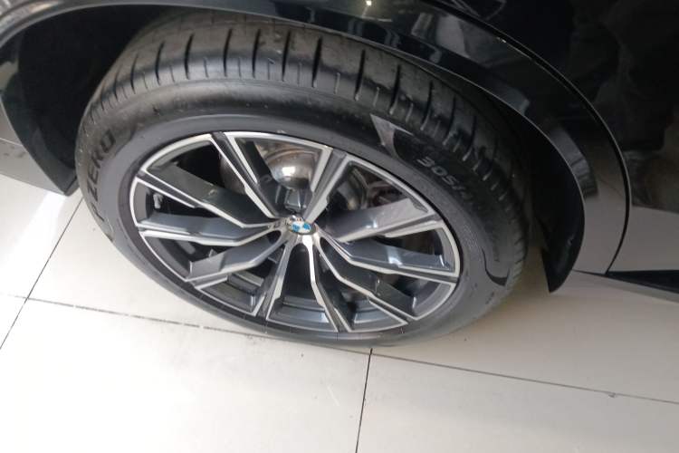 Used BMW X5 2022 Restyled xDrive 30Li Luxury Version M Sport Package