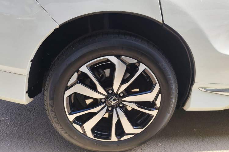 Used Honda UR-V 2017 240TURBO Two-Wheel Drive Luxury Edition China V