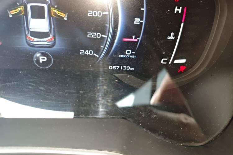 Used Geely Auto Emgrand X7 Sport 2020 1.8TD DCT Two-Wheel Drive Smart Connect 4G-Enabled Version