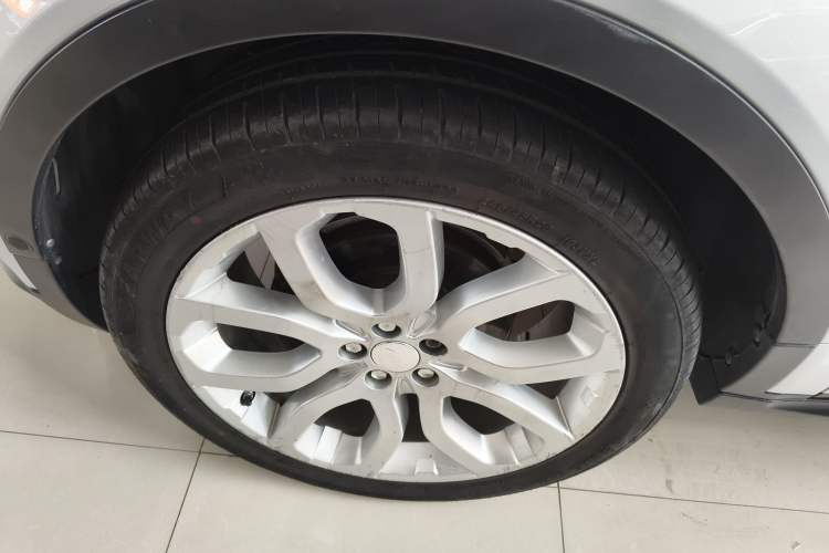 Used Land Rover Range Evoque 2015 2.0T 5-Door Ignite Edition
