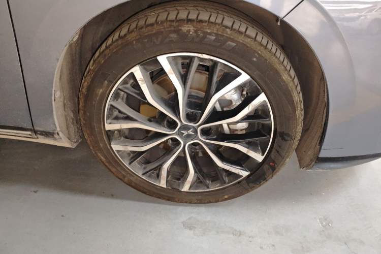 Used XPeng P5 2021 460G+ Right Front Wheel Hub