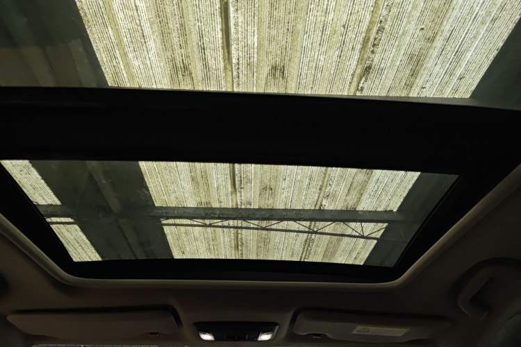 Used Honda Vezel 2017 1.8L CVT Front-Wheel Drive Pioneer Edition Headliner