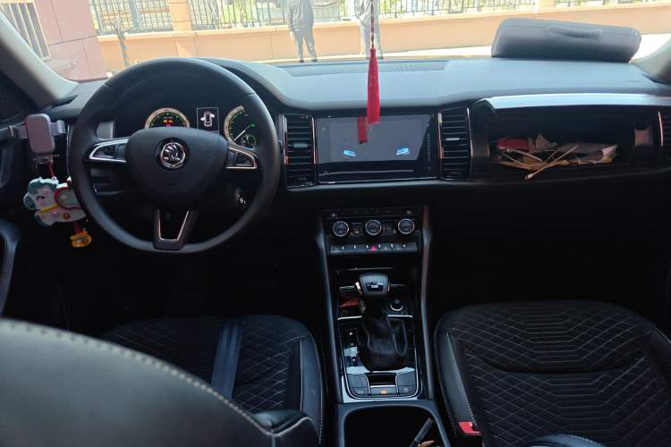 Used Skoda Kodiaq 2018 Facelifted TSI330 5-Seater Two-Wheel-Drive Comfort Edition