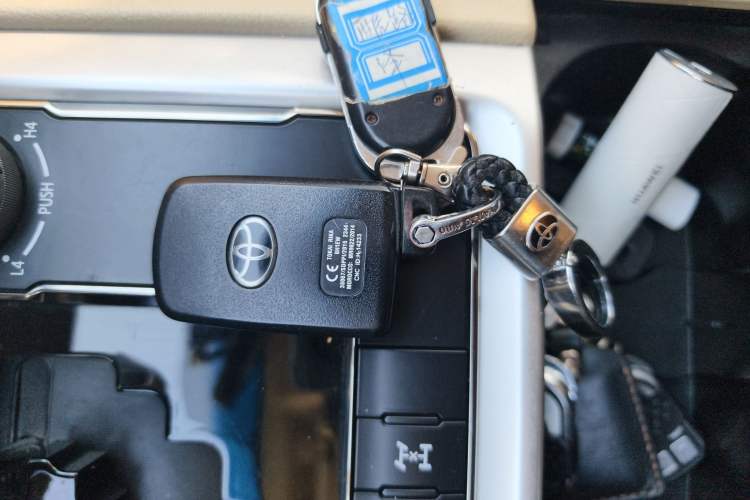 Used Toyota Land Cruiser 2016 4.0L Automatic GX-R
