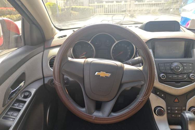 Used Chevrolet Cruze 2013 1.8L SE AT