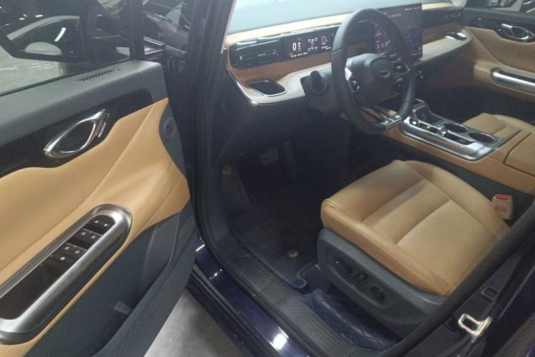 Used GAC Trumpchi E8 New Energy 2024 150km MAX Driver Seat