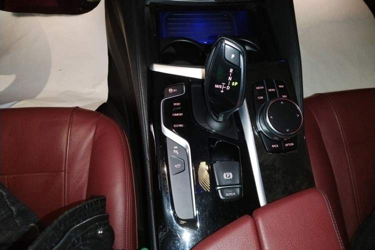 Used BMW 5 Series 2018 530Li Luxury Edition M Sport Package