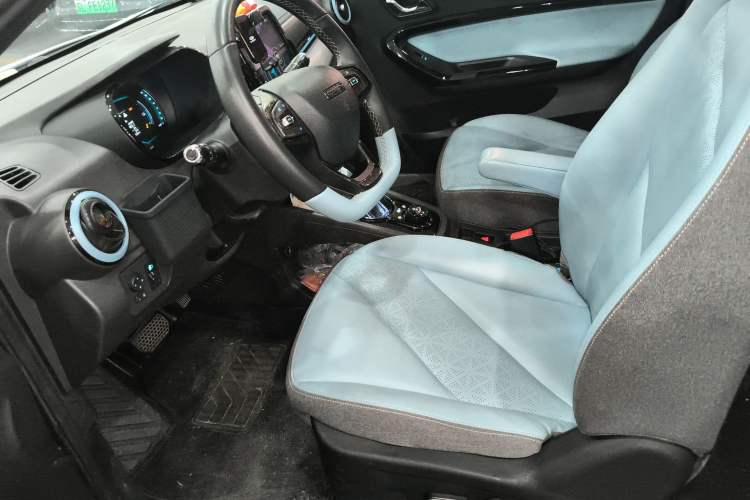 Used Chery QQ Little Ant 2022 Sweet Pink Edition Full-Sugar Version Lithium Iron Phosphate 30 kW 301 km
