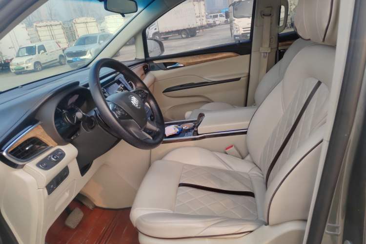 Used Buick GL8 2018 ES 28T Comfort Model China VI Standard
