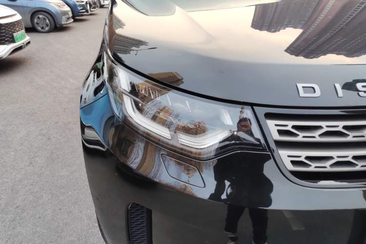 Used Land Rover Discovery 2020 3.0 SC V6 SE
