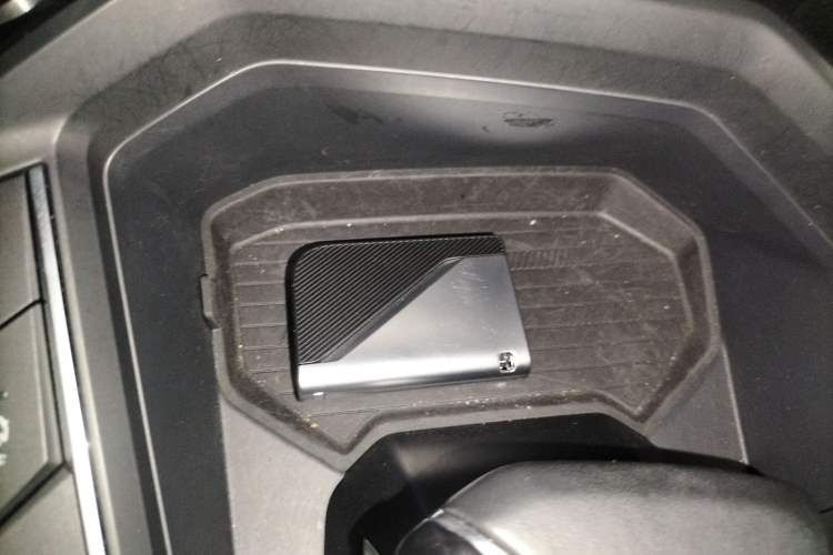 Used Lynk & Co 06 EM-P 2022 PHEV 84 km Range Pro Version