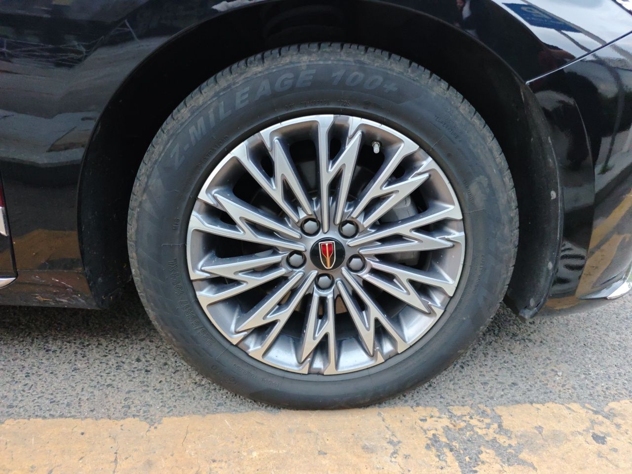 Hongqi H5 2024 1.5T DCT Smart Connect Flagship Edition - Chinese Trim Yun — снимка 8