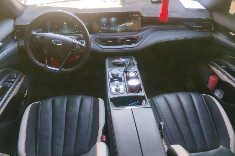 Used Ford Equator 2023 EcoBoost 225 Obsidian Orange Edition Prestige PLUS 7-Seater (2/2/3)