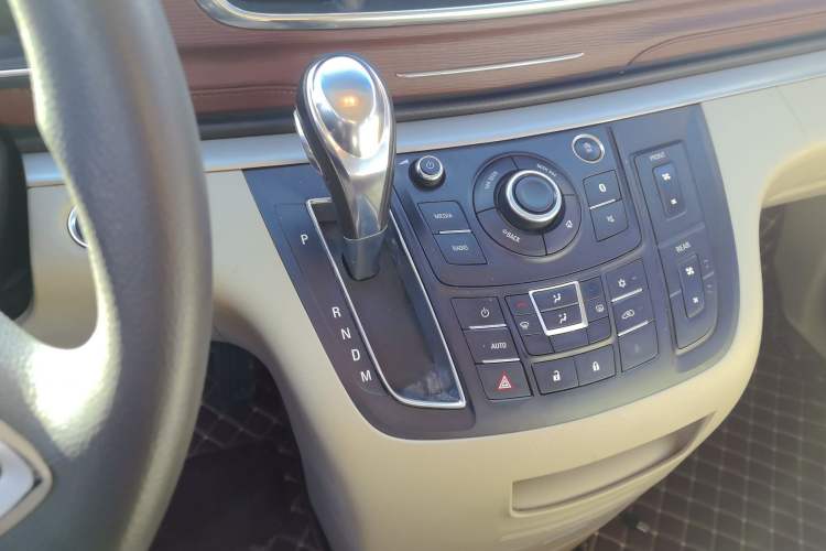 Used Buick GL8 2017 25S Comfort Version China V Standard
