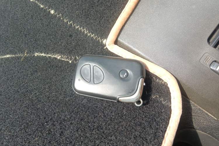 Used BYD S6 2013 Jingyue Edition 2.0L Manual Luxury Model 5 Seats