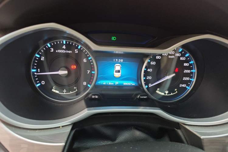 Used Geely Auto Emgrand 2017 Sedan Million Edition 1.5L CVT Luxury Model
