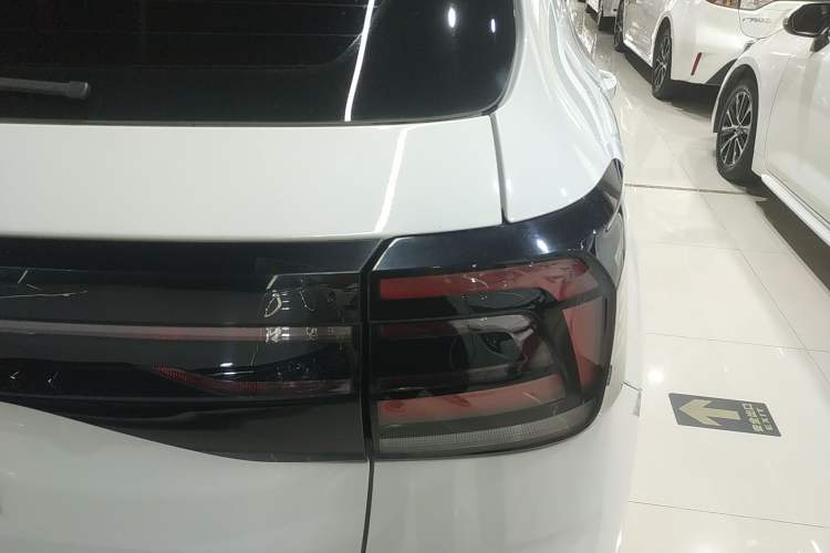 Used Volkswagen T-Cross 2023 Revised 1.5L Automatic Fashion Edition Exterior 3