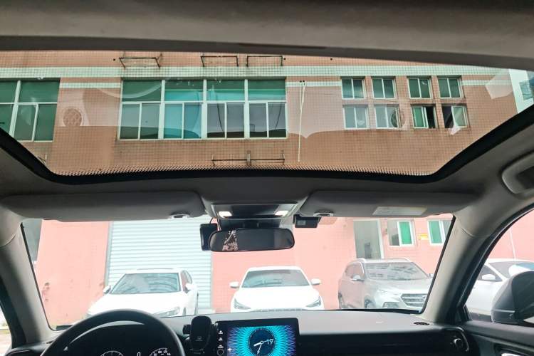 Used Honda Vezel 2023 1.5L CVT Tech Edition
